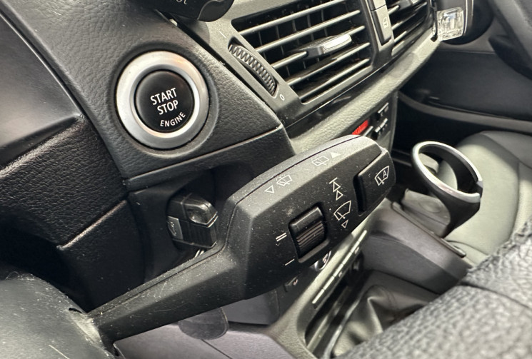 BMW X1  177 Confort / Régulateur / Climatisation
