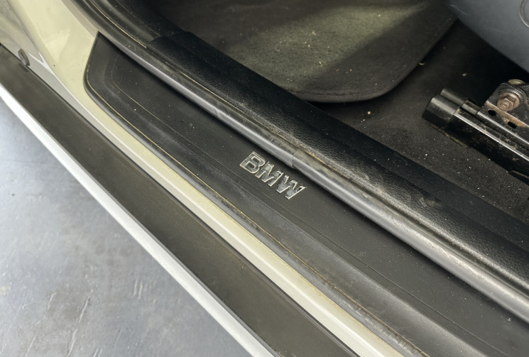 BMW X1  177 Confort / Régulateur / Climatisation