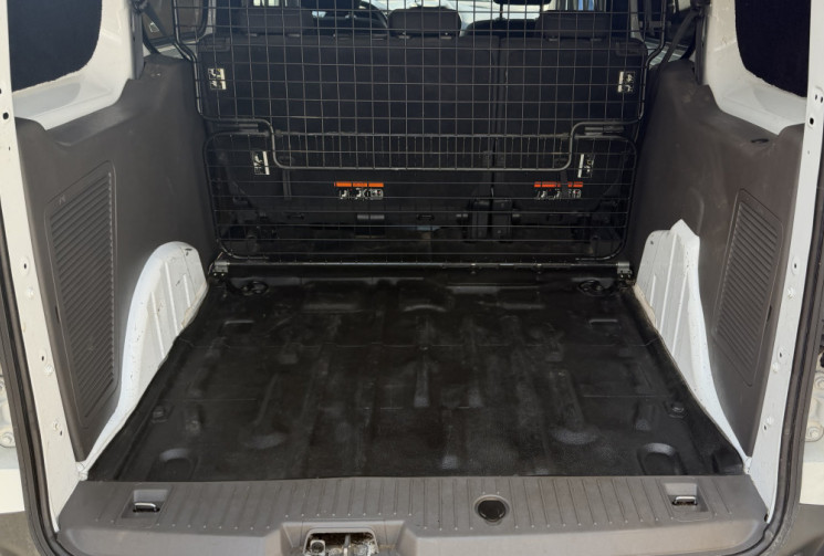 Ford Transit Connect Phase 2 L2 5 Places 100cv - rare dans cette configuration