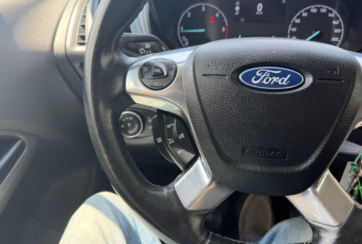 Ford Transit Connect Phase 2 L2 5 Places 100cv - rare dans cette configuration
