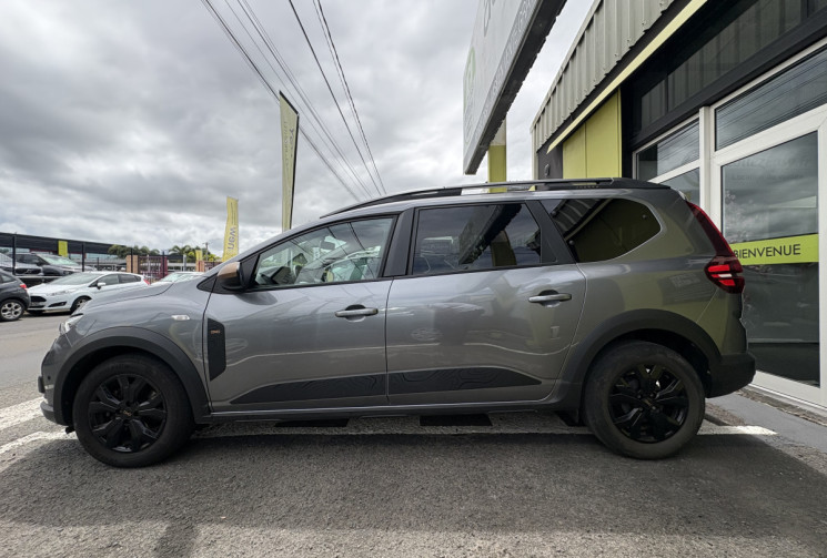 Dacia Jogger 1.0 TCe 12V 110 cv // 7 places // Faible kilométrage // Première Main