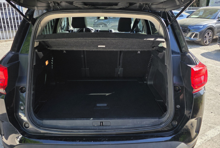Citroën C5 Aircross 130 cv bvm6 Shine / entretien et distribution neuve chez Citroën 