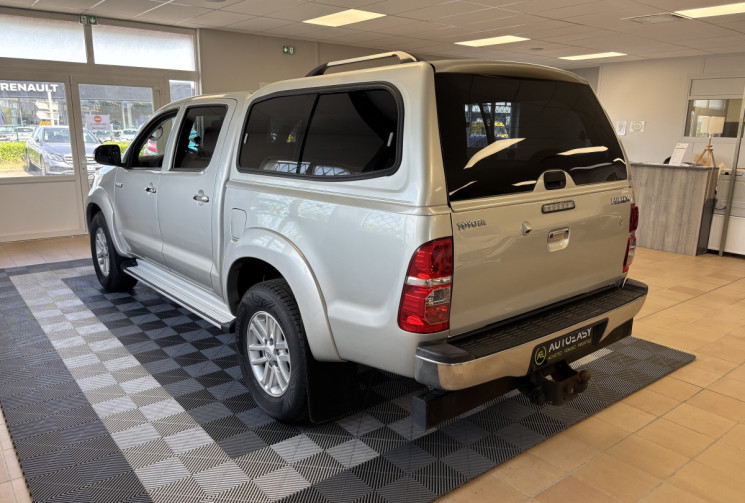 Toyota HILUX 3.0 D-4D PICKUP DOUBLE CABINE 4WD 171 INVICIBLE / HARDTOP