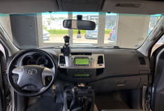 Toyota HILUX 3.0 D-4D PICKUP DOUBLE CABINE 4WD 171 INVICIBLE / HARDTOP