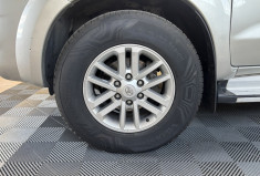 Toyota HILUX 3.0 D-4D PICKUP DOUBLE CABINE 4WD 171 INVICIBLE / HARDTOP