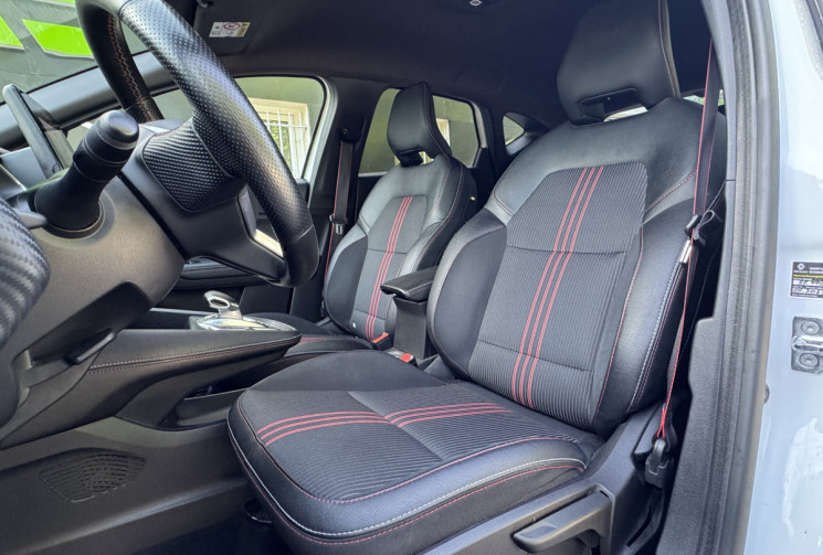 Renault Captur RS Line E-TECH 1.6i 160 ch Plug in Hybrid / CarPlay / Caméra de recul 