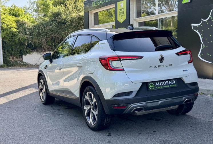 Renault Captur RS Line E-TECH 1.6i 160 ch Plug in Hybrid / CarPlay / Caméra de recul 
