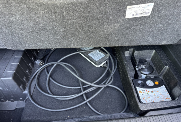 Renault Captur RS Line E-TECH 1.6i 160 ch Plug in Hybrid / CarPlay / Caméra de recul 