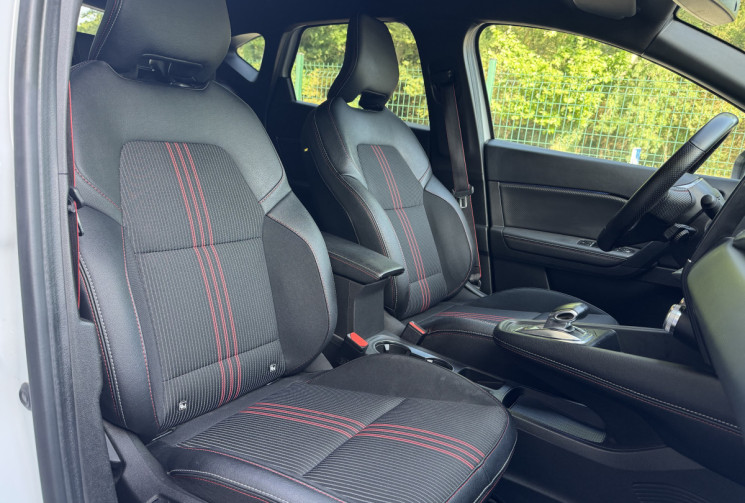Renault Captur RS Line E-TECH 1.6i 160 ch Plug in Hybrid / CarPlay / Caméra de recul 
