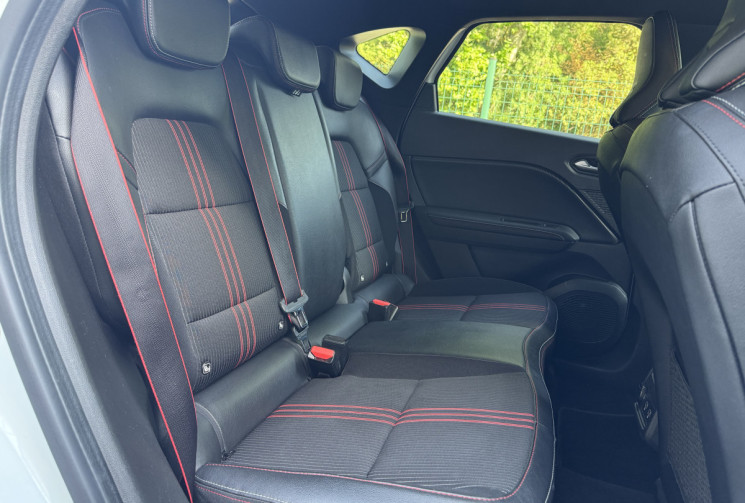 Renault Captur RS Line E-TECH 1.6i 160 ch Plug in Hybrid / CarPlay / Caméra de recul 