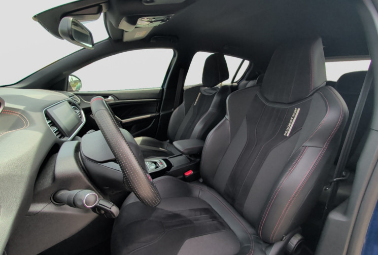 Peugeot 308 GTI 1.6 THP 263 cv / carplay