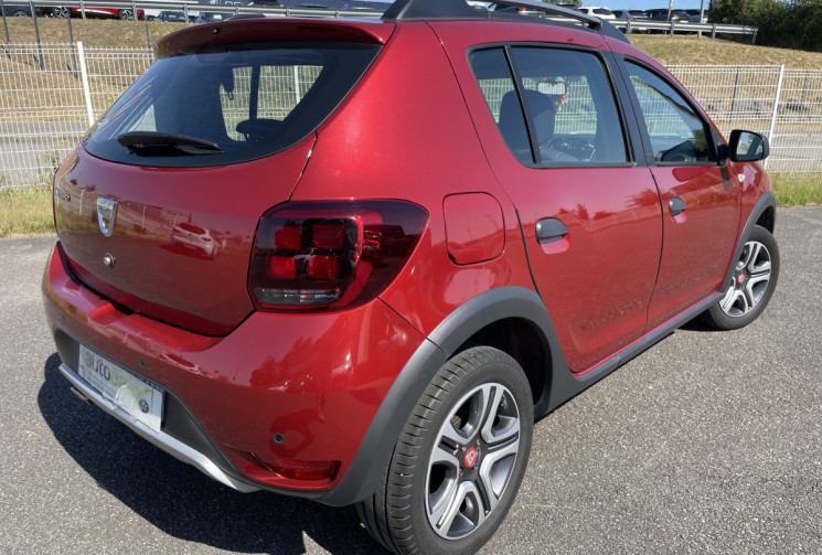 Dacia Sandero II Ph 2 0.9 TCe 90 CV S&S STEPWAY serie TECHWAY 25300 KMS   AY