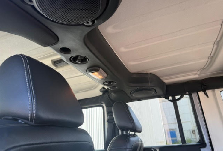 Jeep WRANGLER UNLIMITED 3,6 V6 SAHARA 284ch Moteur PENTASTAR