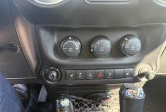 Jeep WRANGLER UNLIMITED 3,6 V6 SAHARA 284ch Moteur PENTASTAR