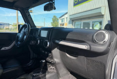 Jeep WRANGLER UNLIMITED 3,6 V6 SAHARA 284ch Moteur PENTASTAR
