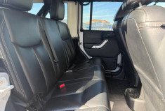 Jeep WRANGLER UNLIMITED 3,6 V6 SAHARA 284ch Moteur PENTASTAR