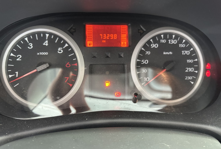 Renault Clio 1.2 16V Campus.com 75 / Première main / Distribution neuve / Climatisation