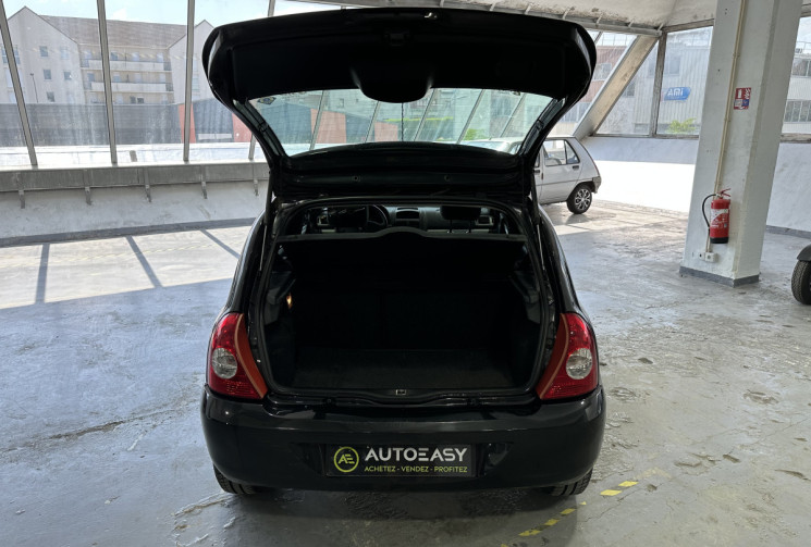 Renault Clio 1.2 16V Campus .COM 75 / Première main / Distribution neuve / Climatisation