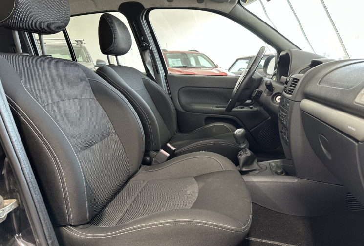 Renault Clio 1.2 16V Campus.com 75 / Première main / Distribution neuve / Climatisation