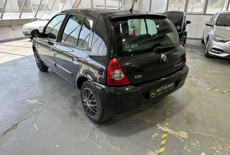 Renault Clio 1.2 16V Campus .COM 75 / Première main / Distribution neuve / Climatisation