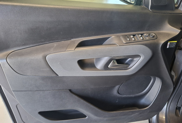 Citroën Berlingo 1.5 HDI 102 16V S&S RIP CURL / ENTRETIEN A JOUR  / TOIT PANORAMIQUE