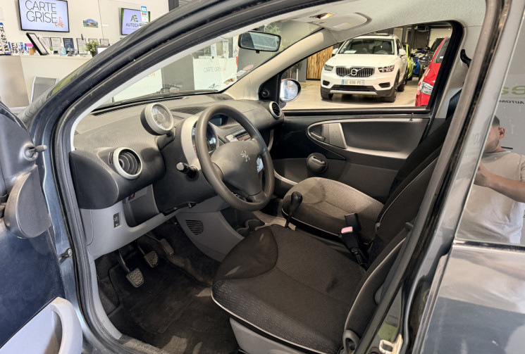 Peugeot 107 1.0  68 ch 1ERE MAIN CLIM 5P
