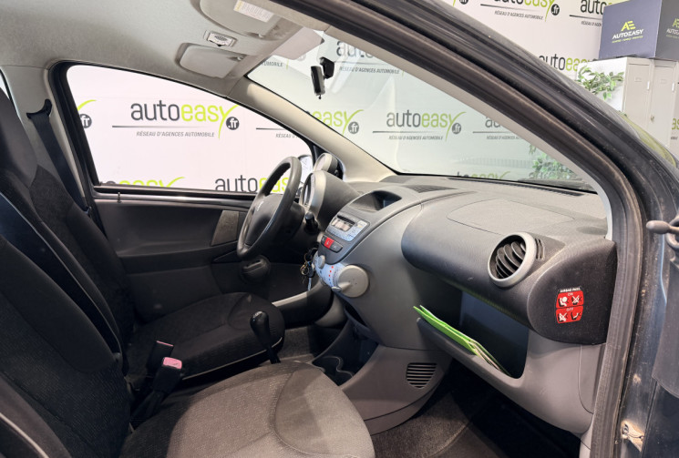 Peugeot 107 1.0  68 ch 1ERE MAIN CLIM 5P