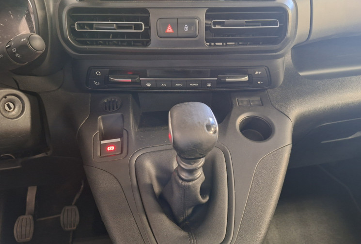Citroën Berlingo 1.5 HDI 102 16V S&S RIP CURL / ENTRETIEN A JOUR  / TOIT PANORAMIQUE