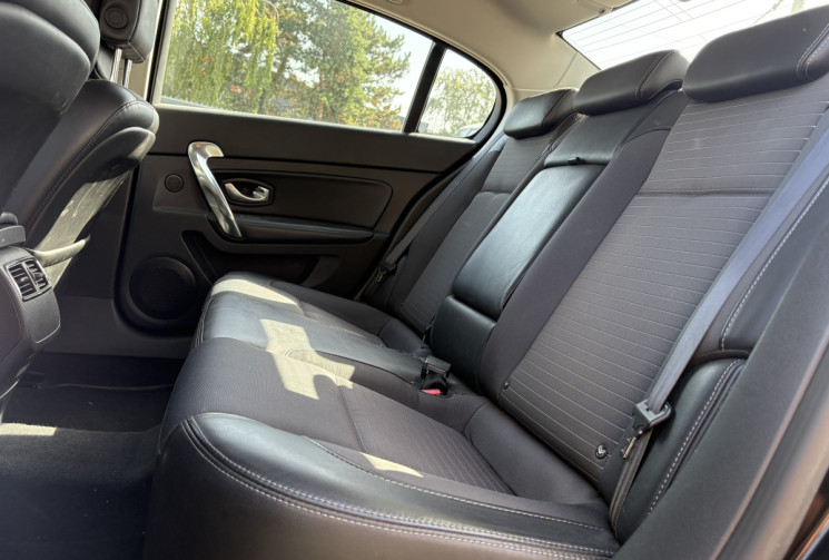 Renault LATITUDE  2.0 dCi 16V FAP 173 cv BUSINESS BVA