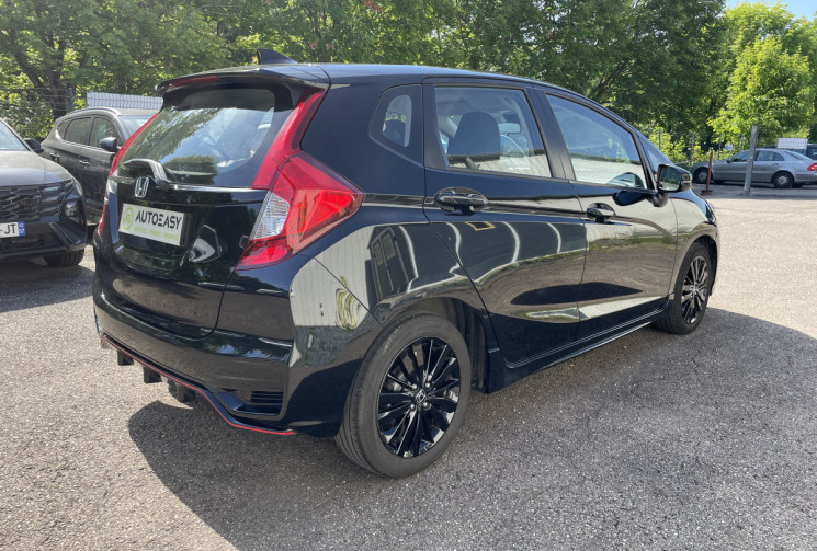 Honda Jazz 1.5 i-VTEC 130 ch Dynamique*Sièges Chauffants-Radar Av et Ar-AFIL-Entretiens Ok