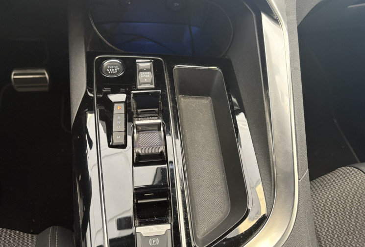 Peugeot 5008 1.2 PURETECH  HYBRID GT 7 PLACES