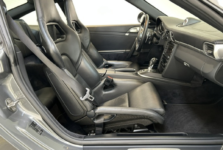 Porsche 911 Porsche carrera 4s 911 type 997 phase 2 PDK