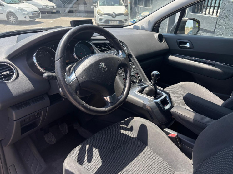 Peugeot 5008 1.6 HDI 120 ALLURE 7 PLACES