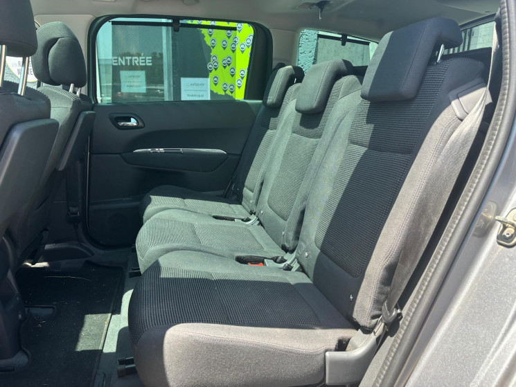 Peugeot 5008 1.6 HDI 120 ALLURE 7 PLACES