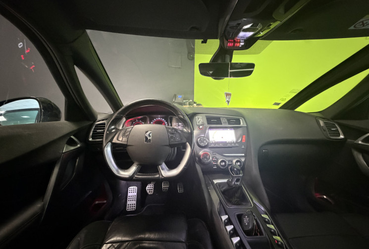DS DS5 2.0 BlueHDI 150 CH SPORT CHIC