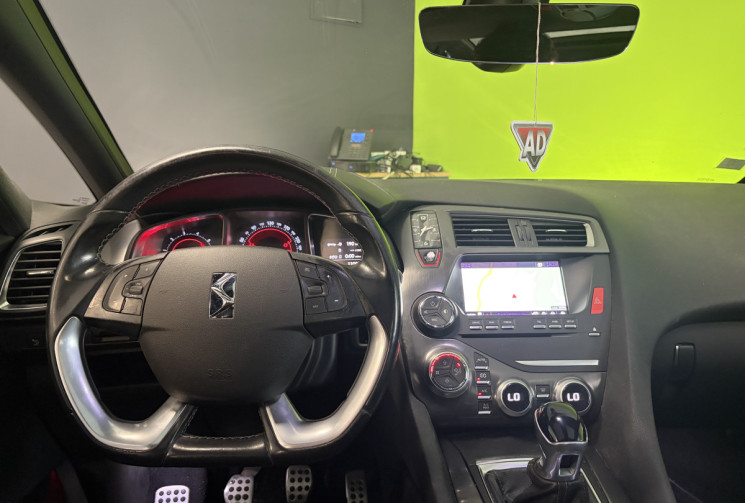 DS DS5 2.0 BlueHDI 150 CH SPORT CHIC