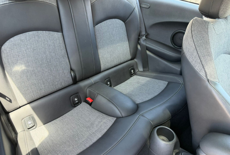 Mini Mini One 102 Heddon Street Bva 7  / Toit Ouvrant / Apple car play / interieur semi cuir