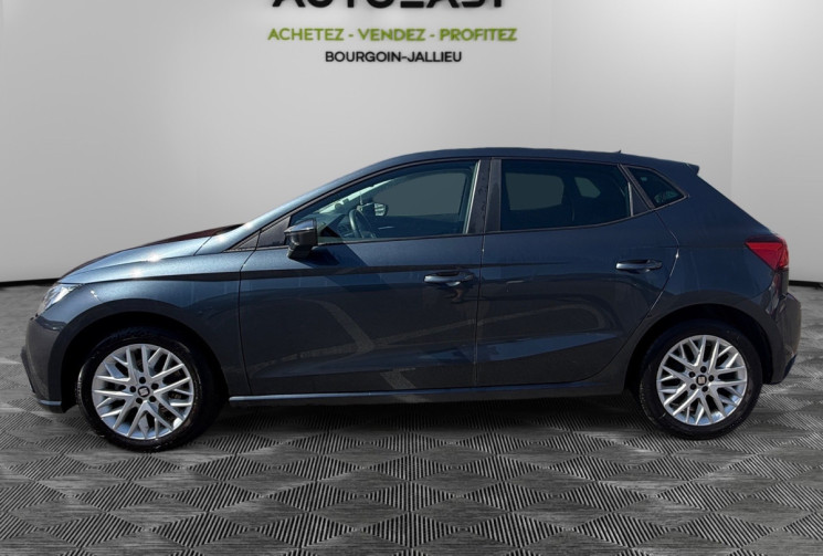SEAT Ibiza 1.6 TDI 80 CH / URBAN / DIGITAL COCKPIT