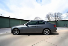 BMW SERIE 3 COUPE 325 cd 197ch Luxe