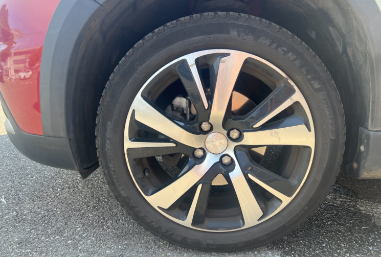 Peugeot 2008 1.2 PureTech 130ch S&S GT LINE BVM6 / Courroie de distribution OK