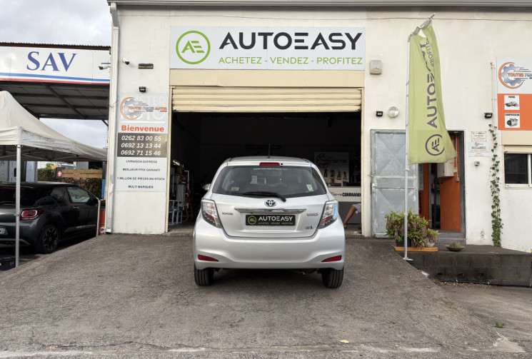 Toyota Yaris 1.5 HSD 100 DYNAMIC boite auto