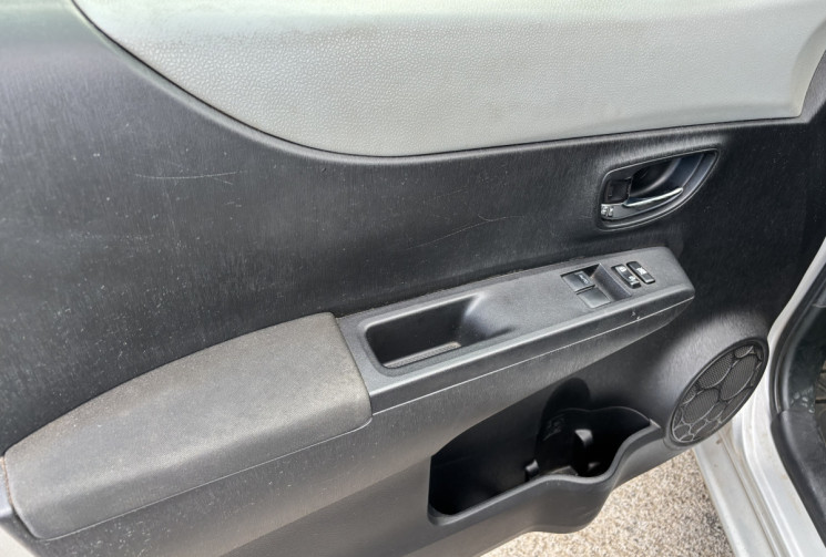 Toyota Yaris 1.5 HSD 100 DYNAMIC boite auto