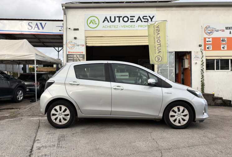 Toyota Yaris 1.5 HSD 100 DYNAMIC boite auto