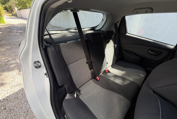 Toyota Yaris 1.5 Hybrid 100h Dynamic 5p / Suivi Complet Toyota / Caméra / Keyless