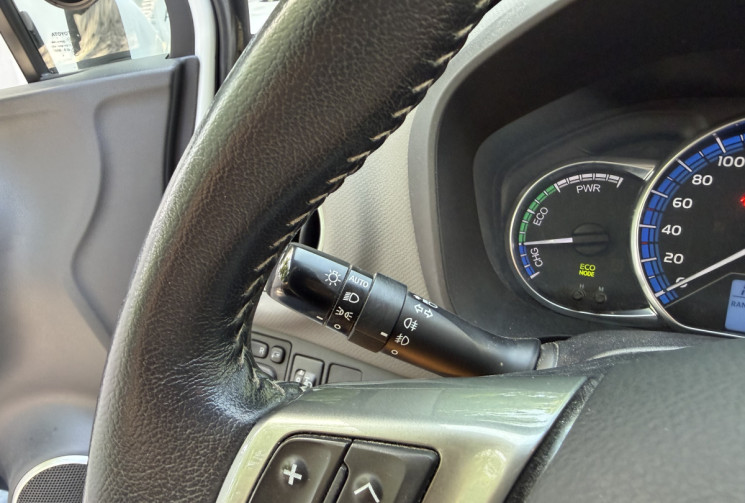 Toyota Yaris 1.5 Hybrid 100h Dynamic 5p / Suivi Complet Toyota / Caméra / Keyless