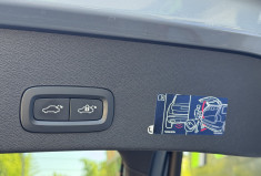 Volvo C40 Recharge Twin 408 ch Ultimate AWD / Toit Panoramique / Siège et volant chauffant / Carplay