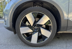Volvo C40 Recharge Twin 408 ch Ultimate AWD / Toit Panoramique / Siège et volant chauffant / Carplay