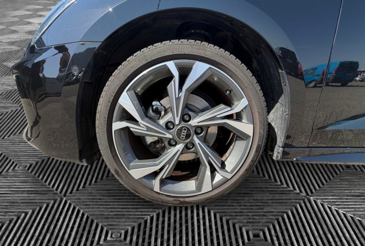 Audi A3 SPORTBACK 35 TFSI / MILD HYBRID / 150 CH / SLINE 