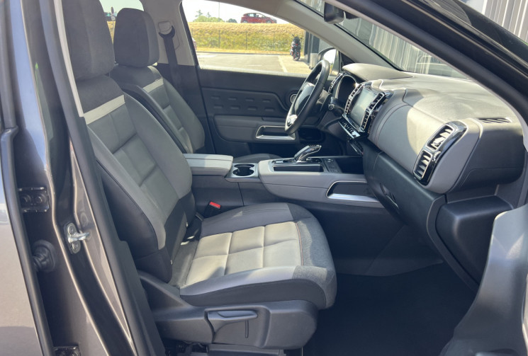 Citroën C5 Aircross 1.5 BlueHDi EAT8 130 cv SHINE / ATTELAGE / SUIVI CITROEN