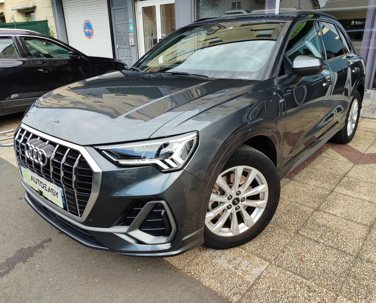 Audi Q3 / 45e 1.4 TFSI / S Line / 1ère Main / Suivi AUDI / 245 PHEV